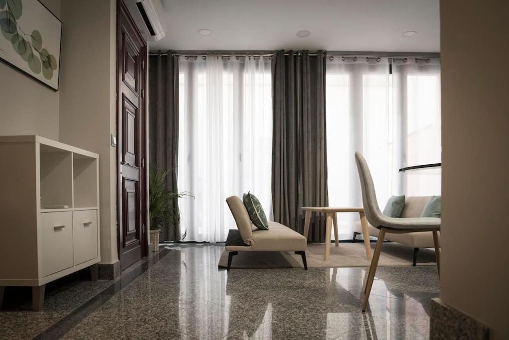 Apartamento En Centro Historico Con Patio Romano 산 로렌소 데 엘 에스코리알 외부 사진