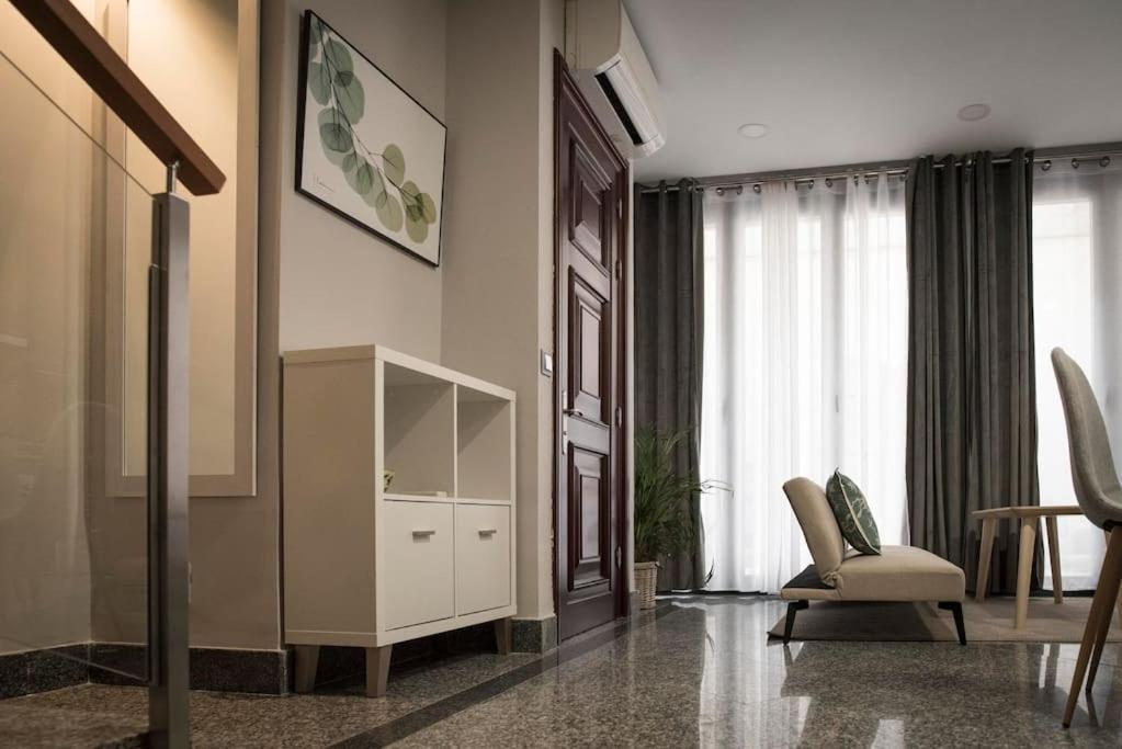Apartamento En Centro Historico Con Patio Romano 산 로렌소 데 엘 에스코리알 외부 사진