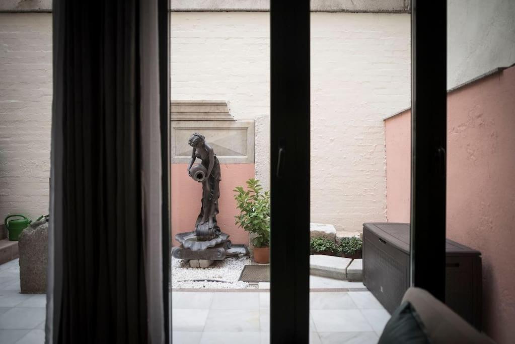 Apartamento En Centro Historico Con Patio Romano 산 로렌소 데 엘 에스코리알 외부 사진